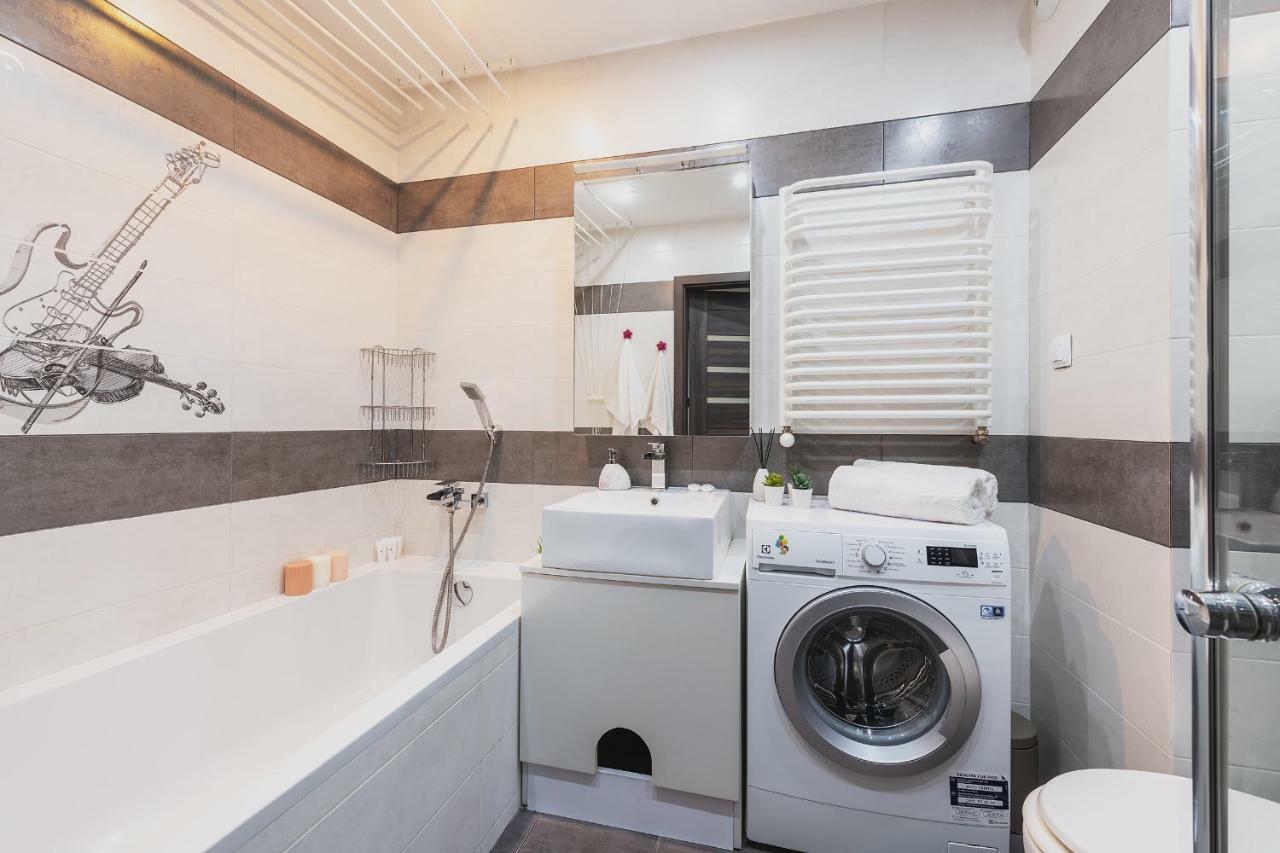P&O Serviced Apartments Wawrzyszewska Varsavia Esterno foto